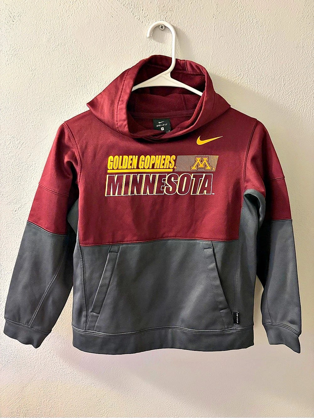 Nike Minnesota Golden Gophers Dri-FIT On-Field Hoodie Maroon/Gray Sz Medium